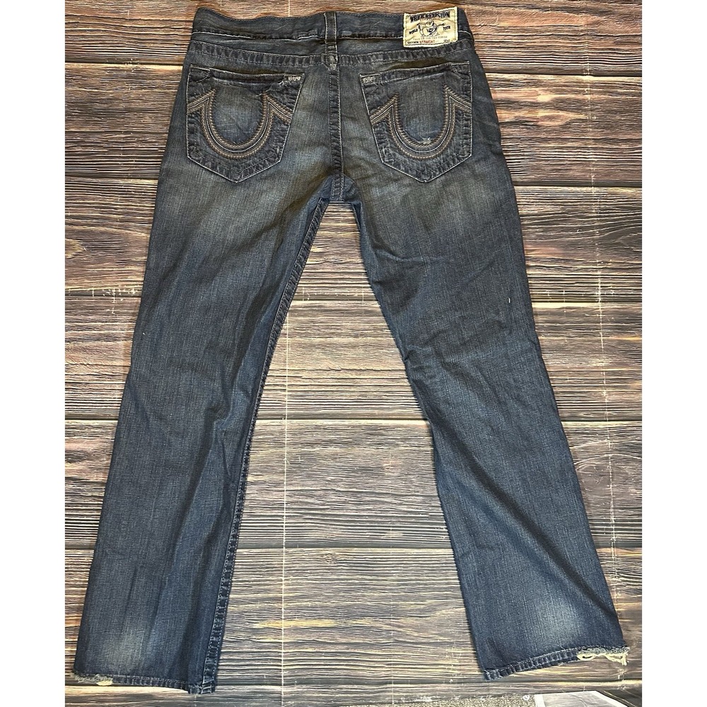 True Religion Jeans Mens 38x33 Straight Made USA Distressed Y2K Embroidered